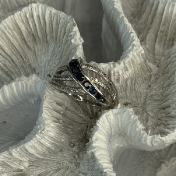 10K White Gold Sapphire & Diamond Ring Size 7