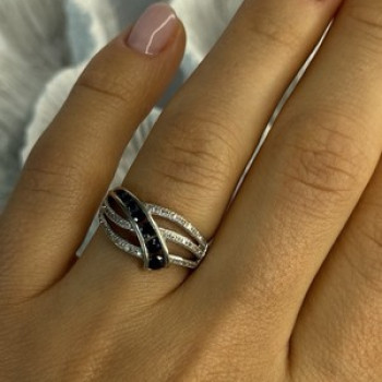 10K White Gold Sapphire & Diamond Ring Size 7