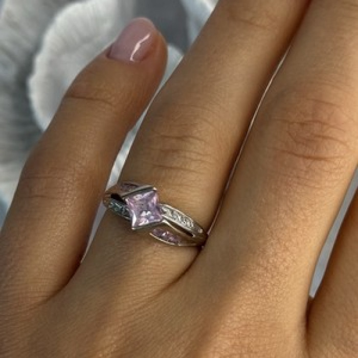 10K White Gold Pink Topaz & Diamond Ring Size 7
