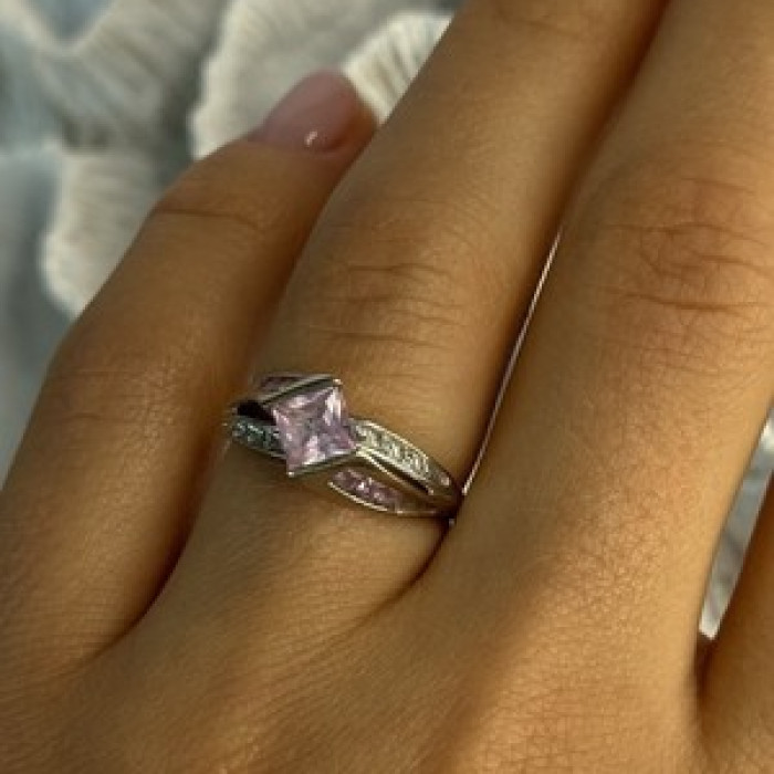 10K White Gold Pink Topaz & Diamond Ring Size 7