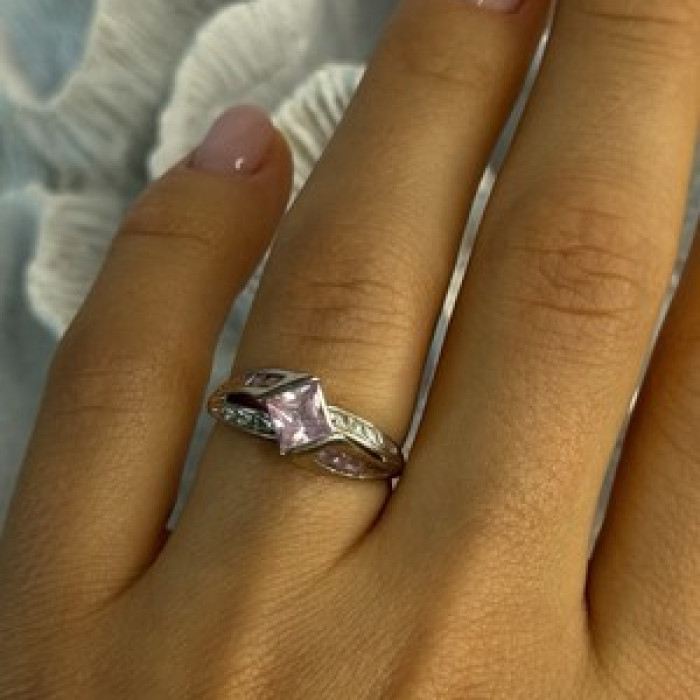 10K White Gold Pink Topaz & Diamond Ring Size 7