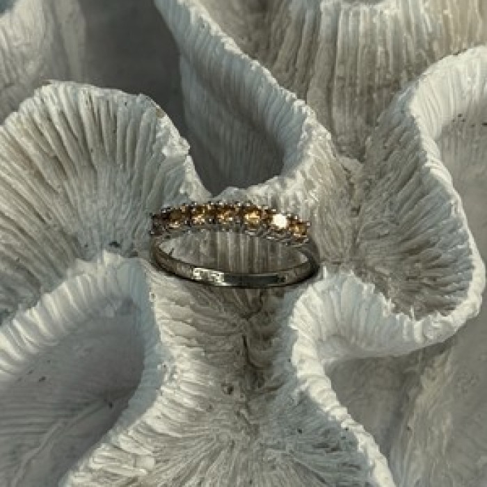 925 Sterling Silver Shiny CZ Ring Size 10