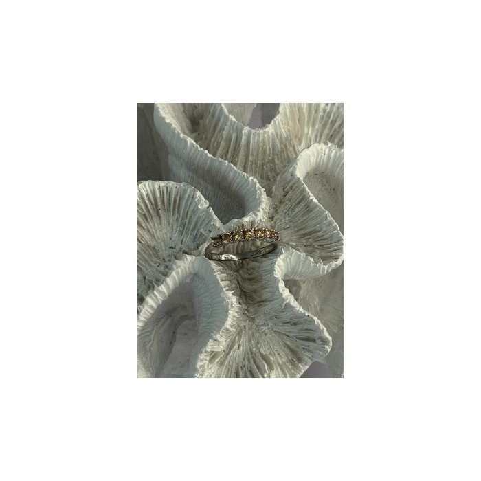 925 Sterling Silver Shiny CZ Ring Size 10