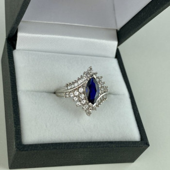 925 Sterling Silver Sapphire & CZ Ring Size 6.5