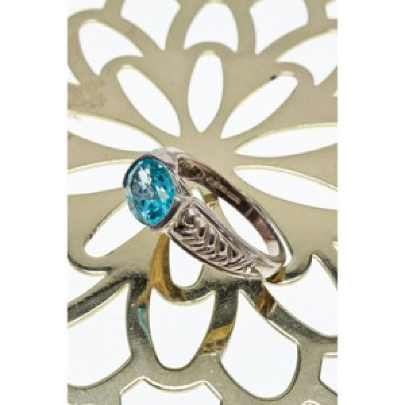Vintage 925 Sterling Silver Topaz Ring Size 7