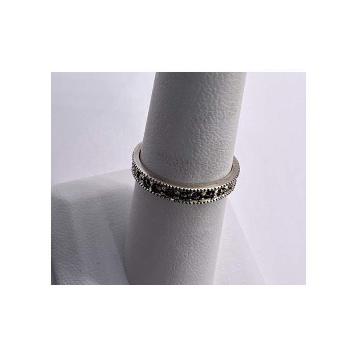 925 Sterling Silver & Marcasite Band Ring Size 6