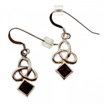 925 Sterling Silver Garnet Earrings