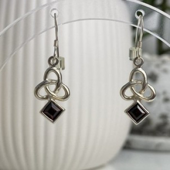 925 Sterling Silver Garnet Earrings