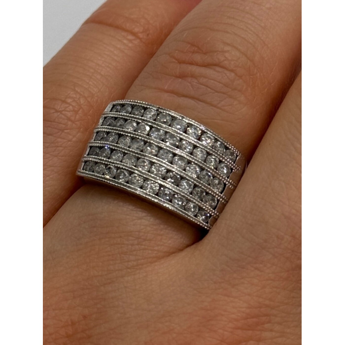 14K WHITE GOLD  DIAMONDS RING SIZE 5.5