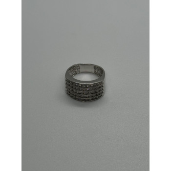 14K WHITE GOLD  DIAMONDS RING SIZE 5.5