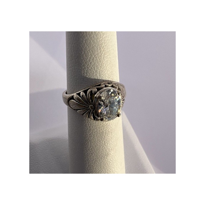 925 Sterling Silver & CZ Kbn Ring Size 4.5