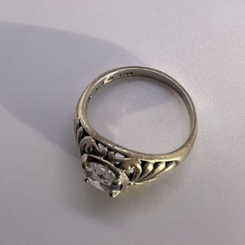 925 Sterling Silver & CZ Kbn Ring Size 4.5