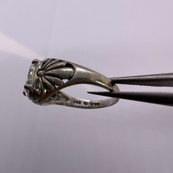 925 Sterling Silver & CZ Kbn Ring Size 4.5