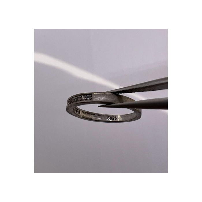 925 Sterling Silver & CZ Ring Size 7