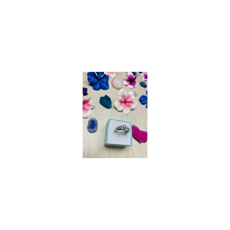 925 Sterling Silver White Topaz Ring Size 6.5