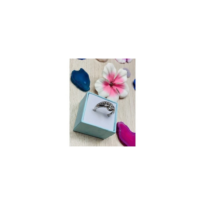 925 Sterling Silver White Topaz Ring Size 6.5