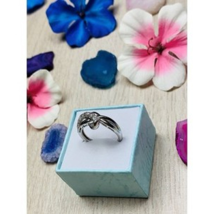 925 Sterling Silver White Topaz Ring Size 6.5