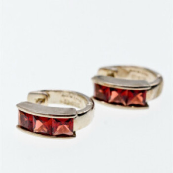 925 Sterling Silver Garnet Earrings