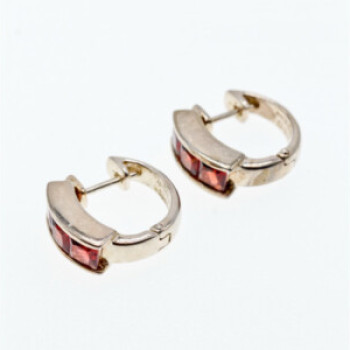 925 Sterling Silver Garnet Earrings