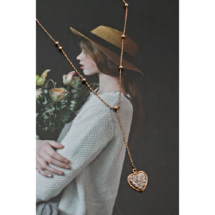 10K Yellow Gold Diamonds Heart Necklace