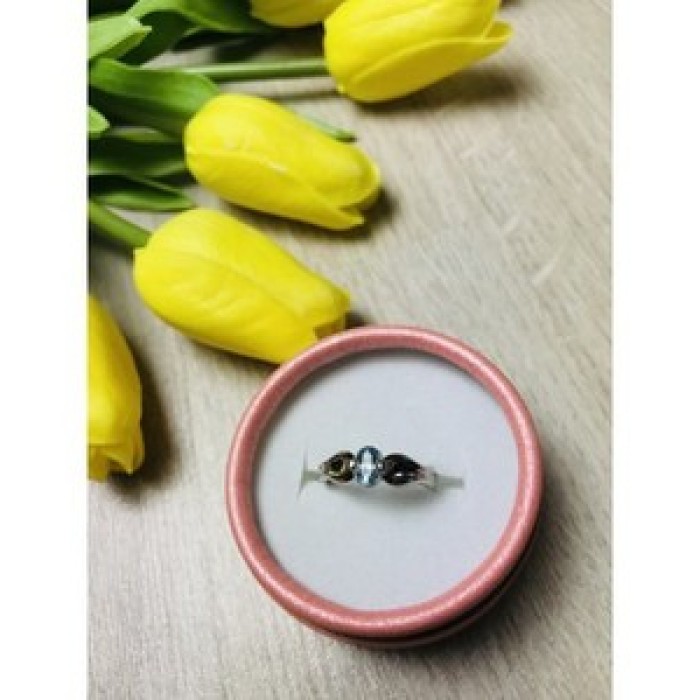 925 Sterling Silver Blue Spinel Ring Size 7