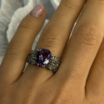 925 Sterling Silver Amethyst & Marcasite Ring Size 7