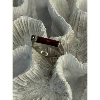 925 Sterling Silver Spinel & Marcasite Ring Size 7.5