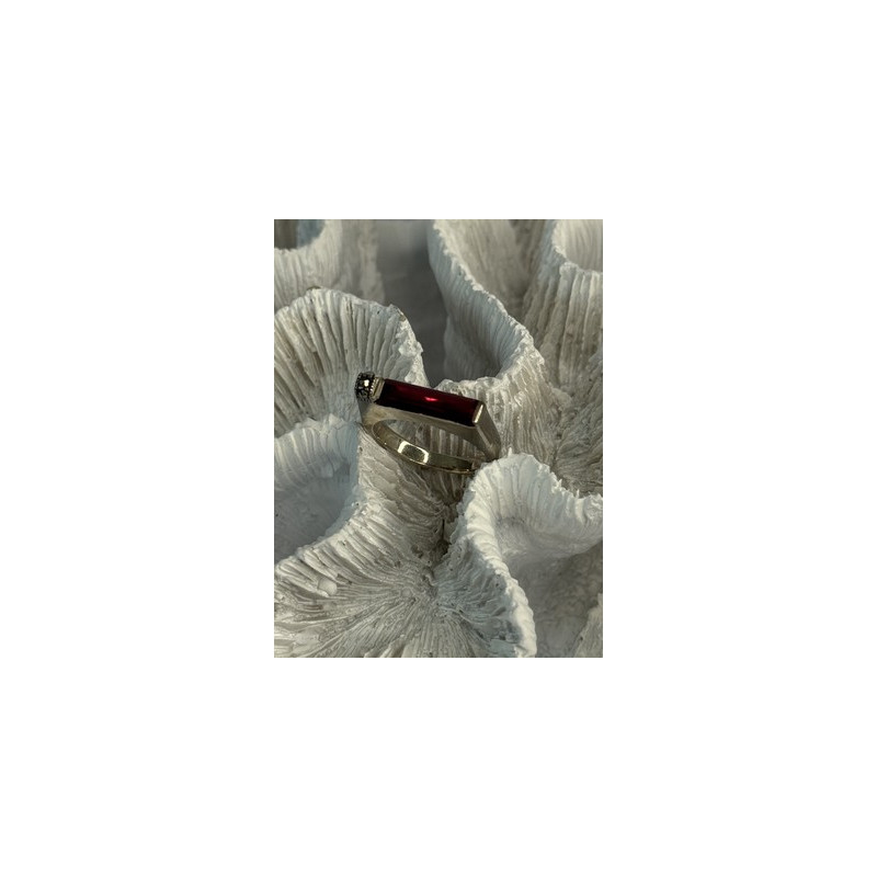 925 Sterling Silver Spinel & Marcasite Ring Size 7.5