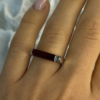 925 Sterling Silver Spinel & Marcasite Ring Size 7.5
