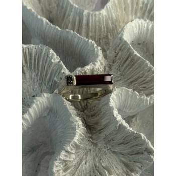 925 Sterling Silver Spinel & Marcasite Ring Size 7.5