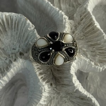 925 Sterling Silver Onyx Abalone & Marcasite Ring Size 10