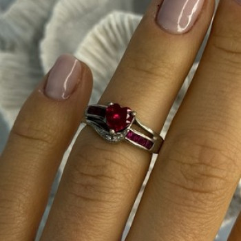 925 Sterling Silver Spinel Heart Ring Size 5