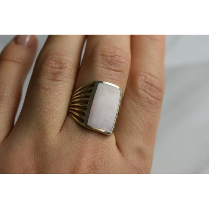 925 STERLING SILVER PINK MOTHER OF PEARL RING SIZE 8