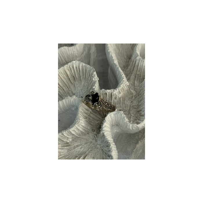 925 Sterling Silver Black Sapphire & Marcasites Ring Size 6