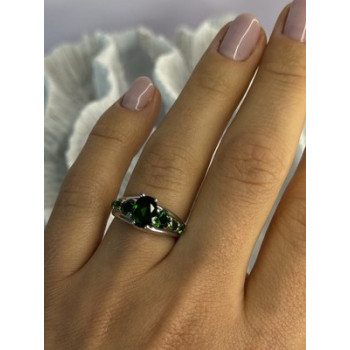 Classy 925 Sterling Silver Emerald Ring Size 7