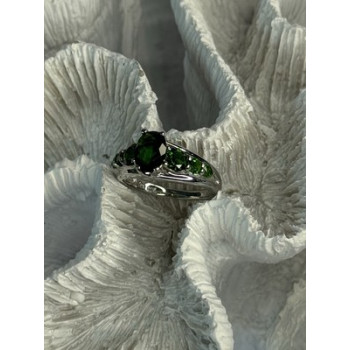 Classy 925 Sterling Silver Emerald Ring Size 7