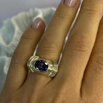 925 Sterling Silver Amethyst Ring Size 7