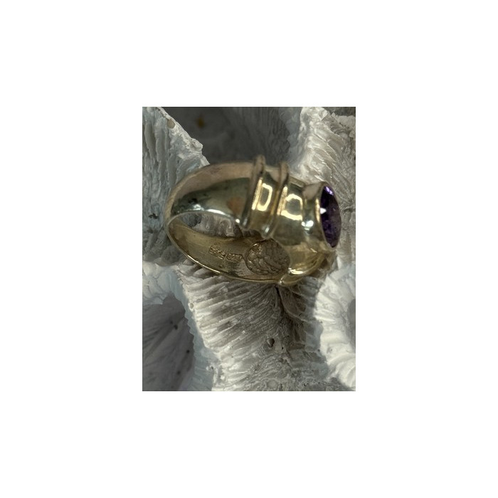 925 Sterling Silver Amethyst Ring Size 7