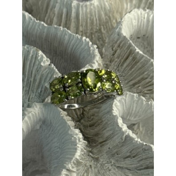 925 Sterling Silver Peridot Ring Size 8
