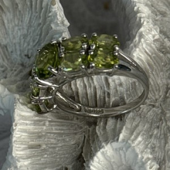 925 Sterling Silver Peridot Ring Size 8