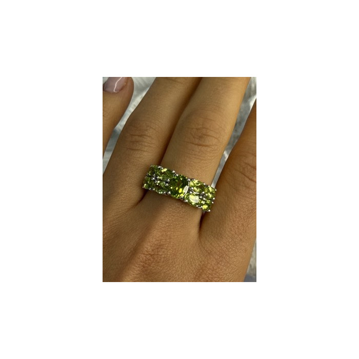 925 Sterling Silver Peridot Ring Size 8