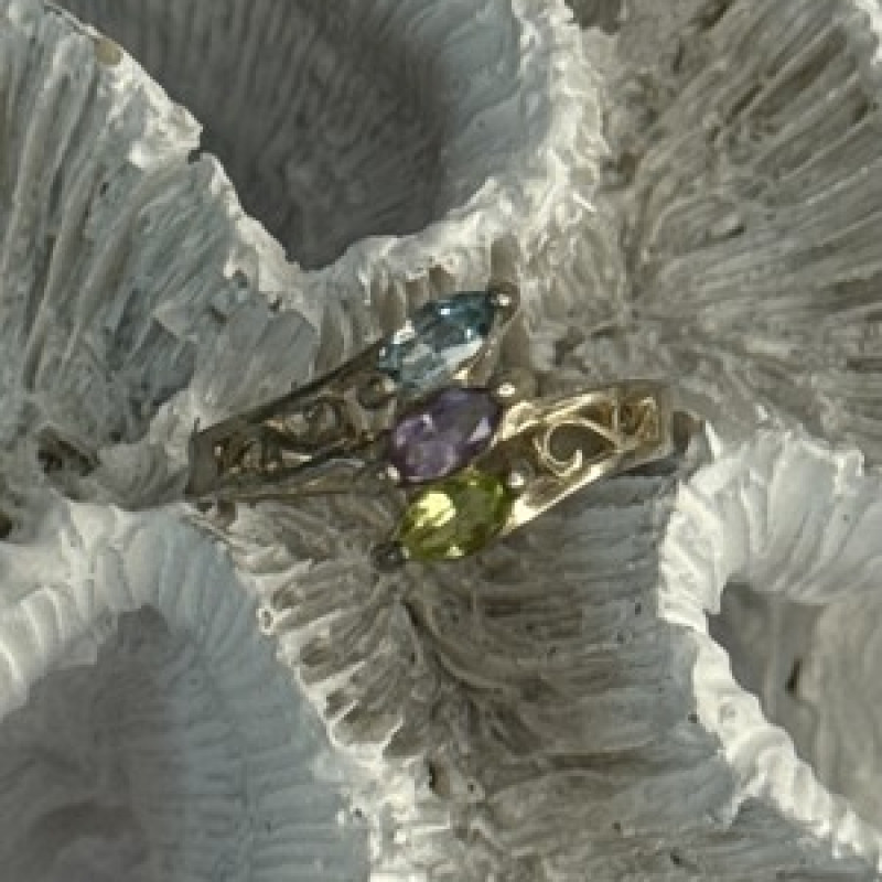 925 Sterling Silver Peridot, Amethyst & Topaz Ring Size 8
