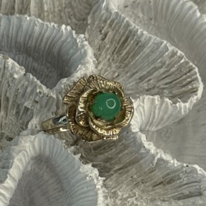 925 Sterling Silver Nephrite Flower Ring Size 6.5