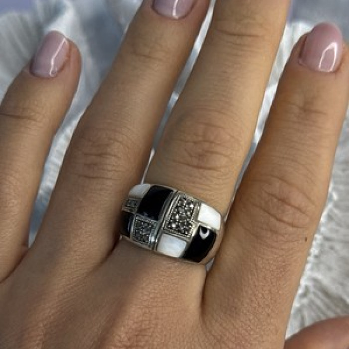 925 Sterling Silver Onyx Abalone Marcasite Ring Size 8