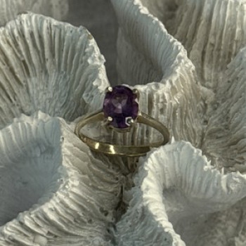 925 Sterling Silver Amethyst Ring Size 6.5