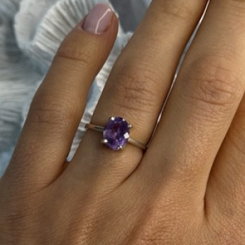 925 Sterling Silver Amethyst Ring Size 6.5