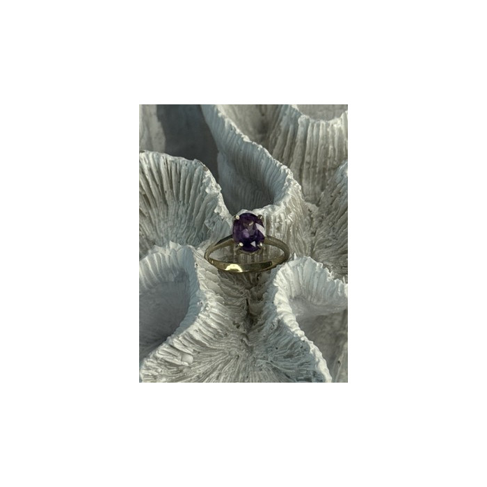 925 Sterling Silver Amethyst Ring Size 6.5