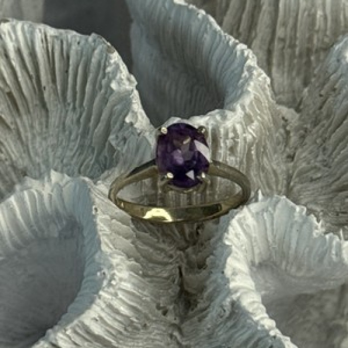 925 Sterling Silver Amethyst Ring Size 6.5