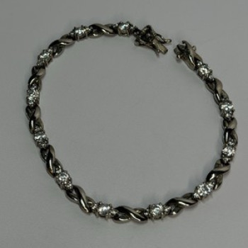 Beautiful 925 Sterling Silver CZ Bracelet Length 7 Inch