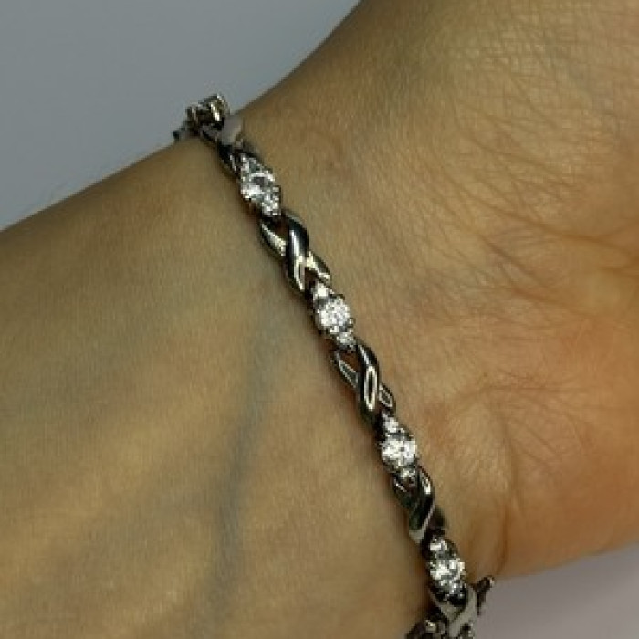 Beautiful 925 Sterling Silver CZ Bracelet Length 7 Inch